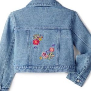 NWOT- American Girl ‘In Bloom’ Embroidered Jean